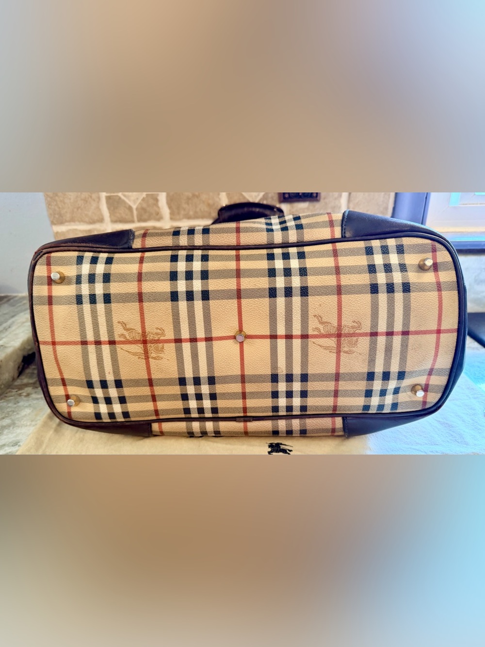 Authentic Classic Burberry Haymarket Collection Large Bag - Picture 3 of 15